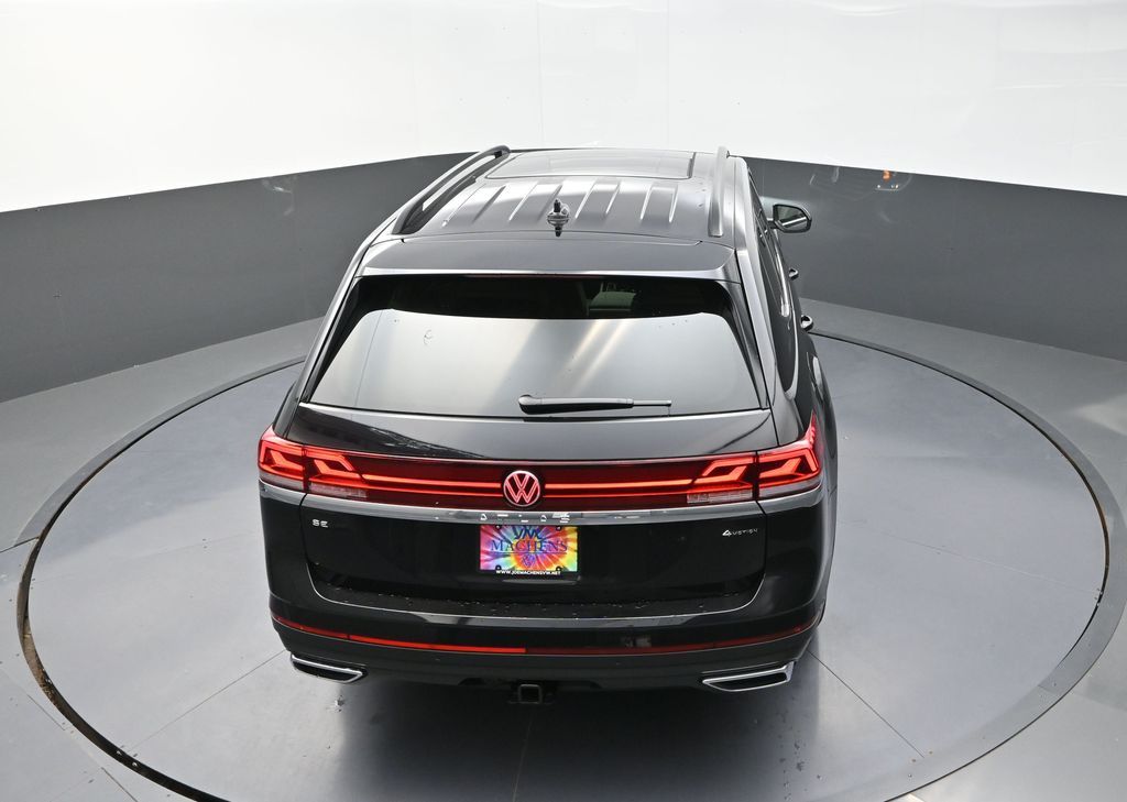 2025 Volkswagen Atlas SE Technology photo 14