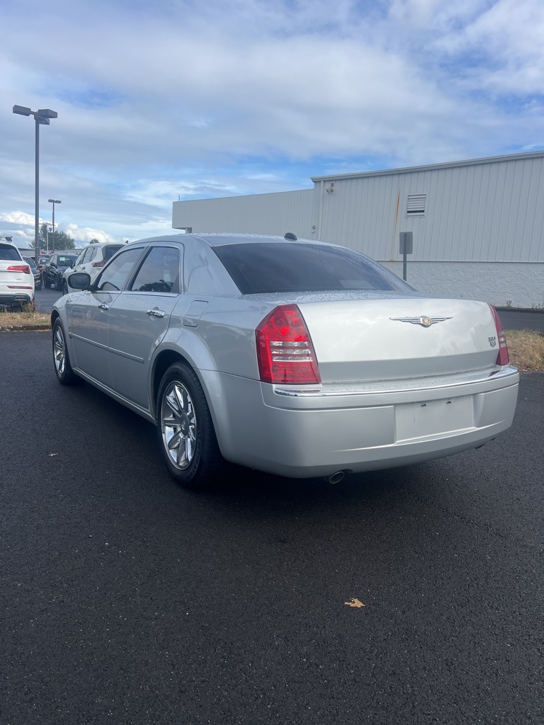 2006 Chrysler 300 C Base photo 3