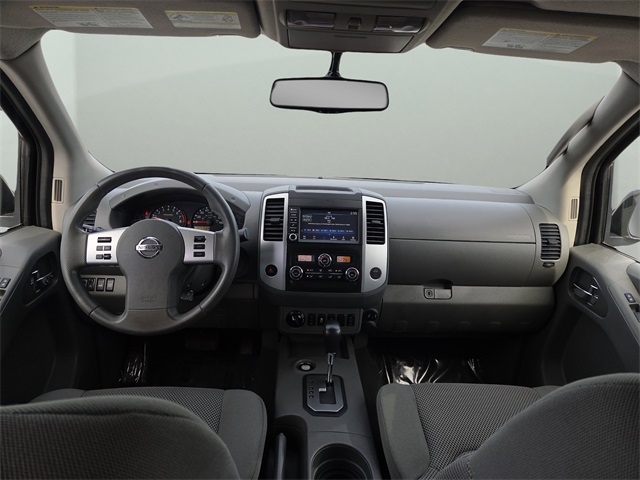 2020 Nissan Frontier SV photo 2