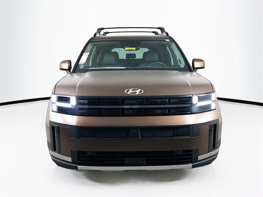 2025 Hyundai Santa Fe Limited photo 2
