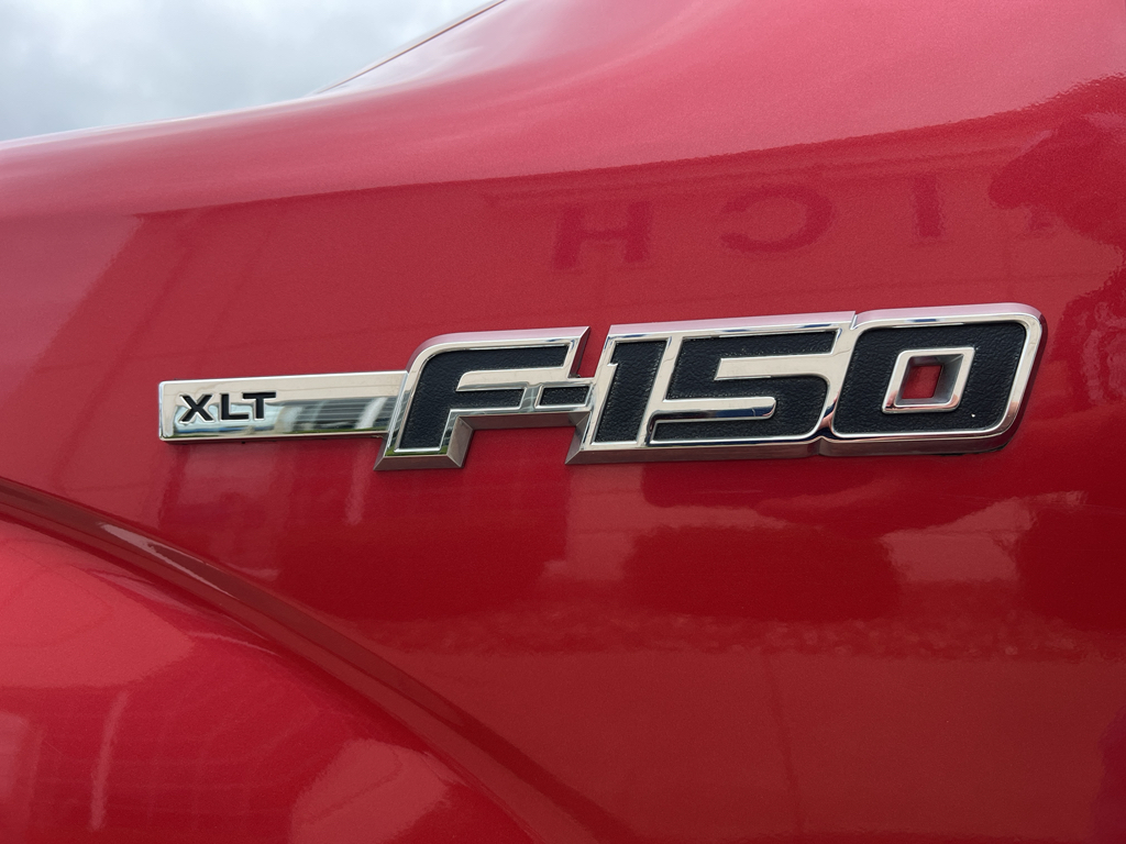 2010 Ford F-150 XLT photo 16