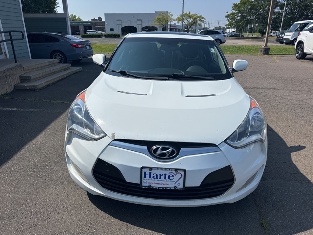 Used 2013 Hyundai Veloster Base with VIN KMHTC6AD0DU141038 for sale in Wallingford, CT