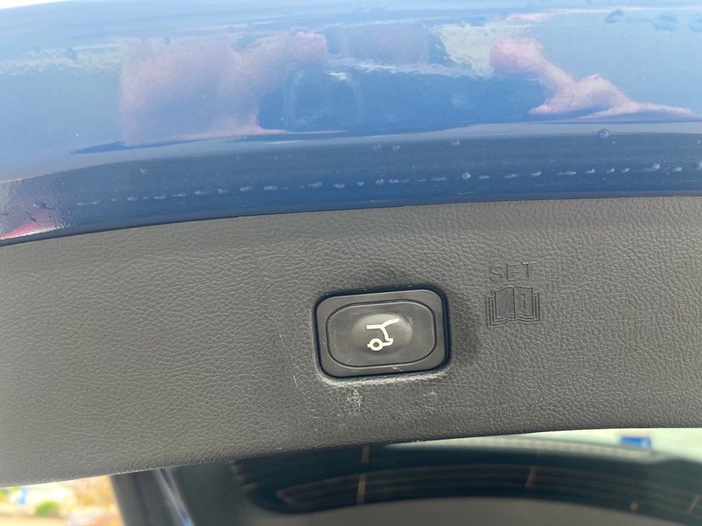 2022 Ford Edge Titanium photo 26