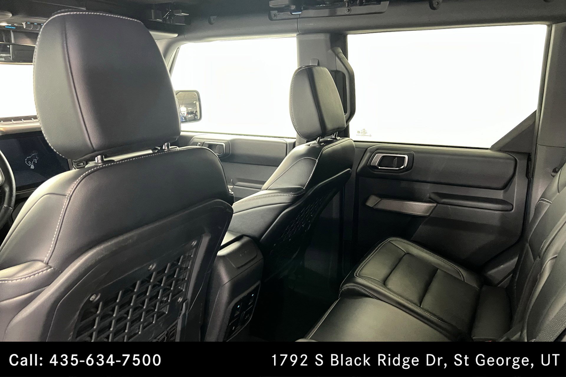 2021 Ford Bronco First Edition photo 17