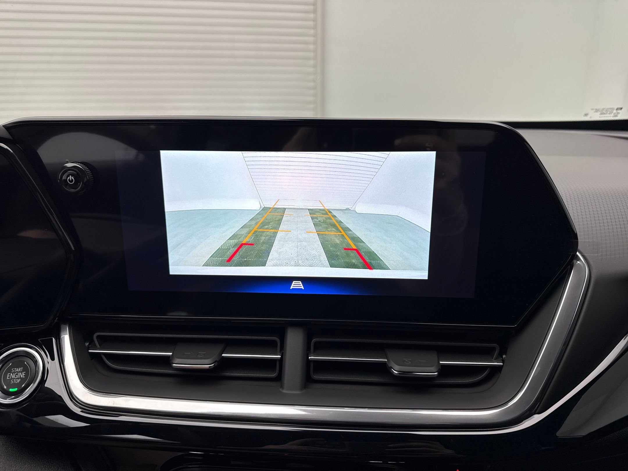 2025 Chevrolet Trax photo 37