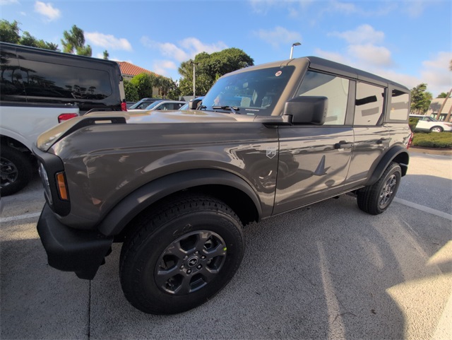 2025 Ford Bronco Big Bend photo 4
