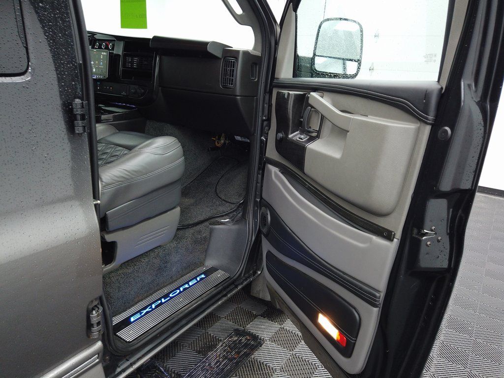 2023 Chevrolet Express photo 35