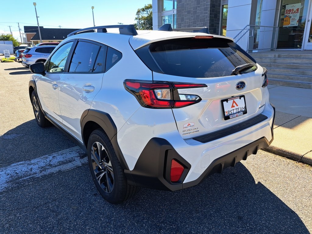 2025 Subaru Crosstrek Premium photo 2