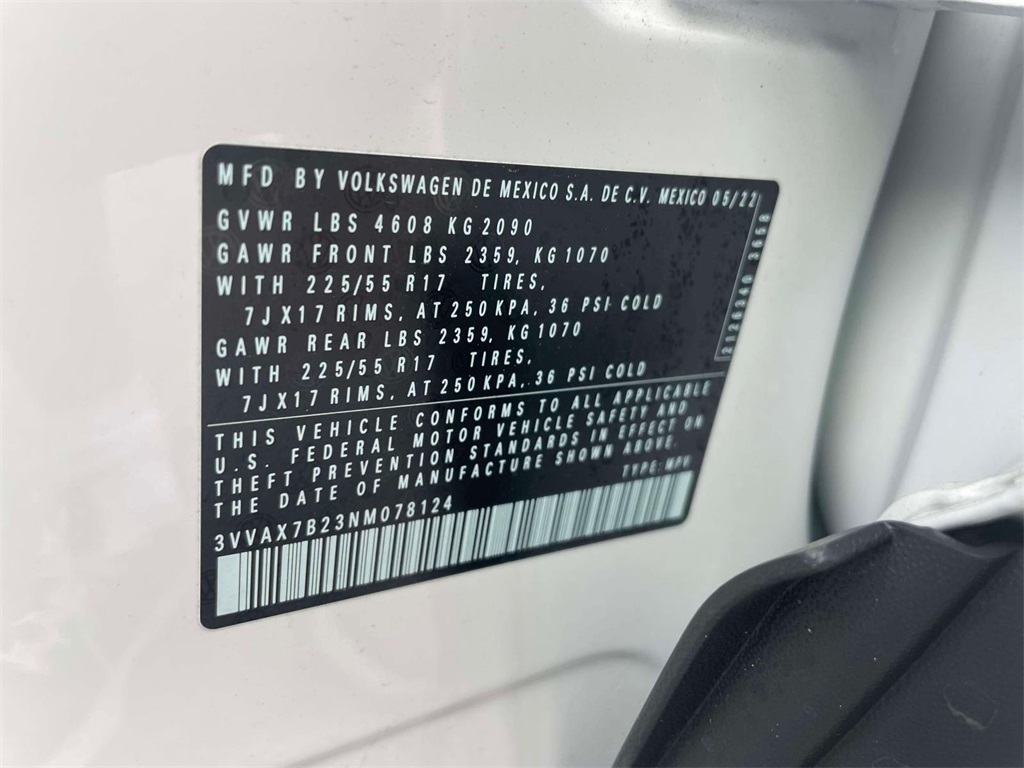 2022 Volkswagen Taos S photo 12