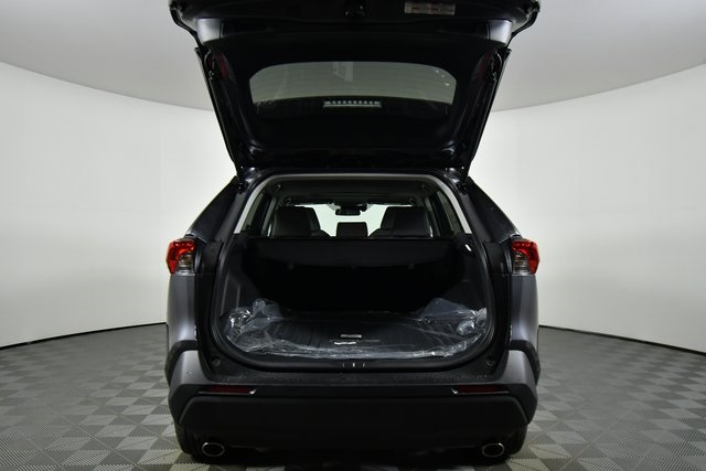 2025 Toyota RAV4 XLE Premium photo 22