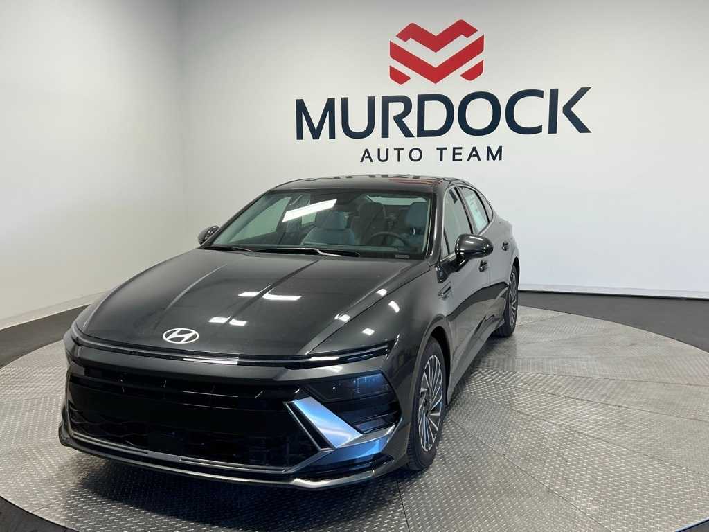 2025 Hyundai Sonata Hybrid SEL photo 3