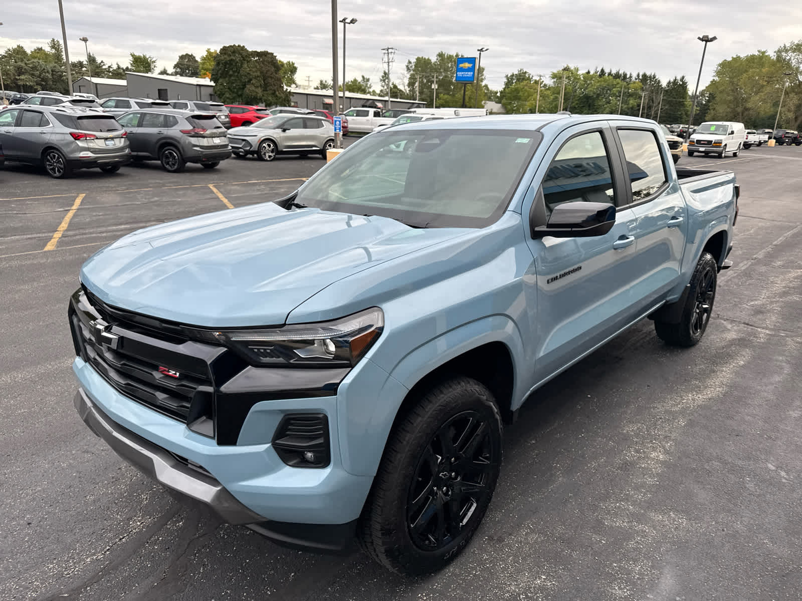 2025 Chevrolet Colorado Z71 photo 12