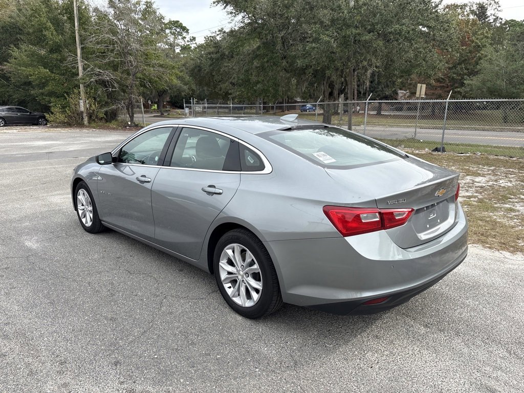 2024 Chevrolet Malibu 1LT photo 3