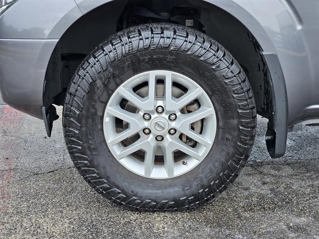 2019 Nissan Frontier SV photo 4