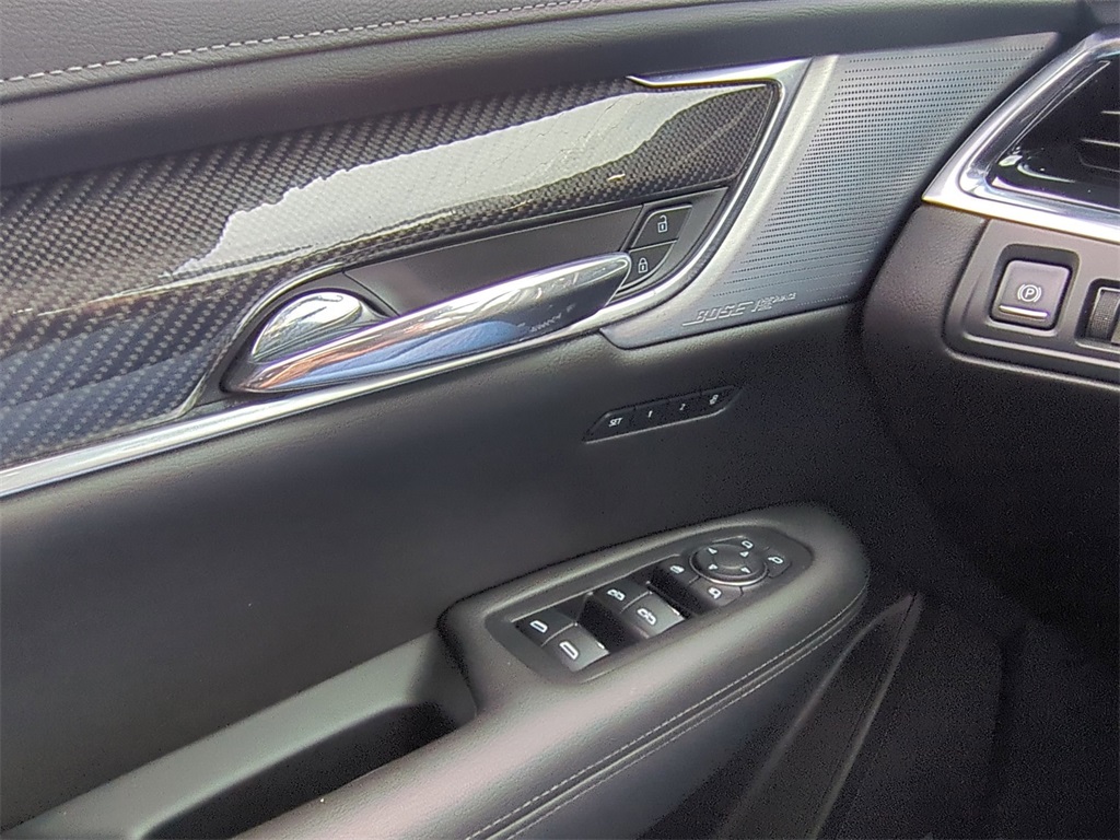 2023 Cadillac XT6 Sport photo 26
