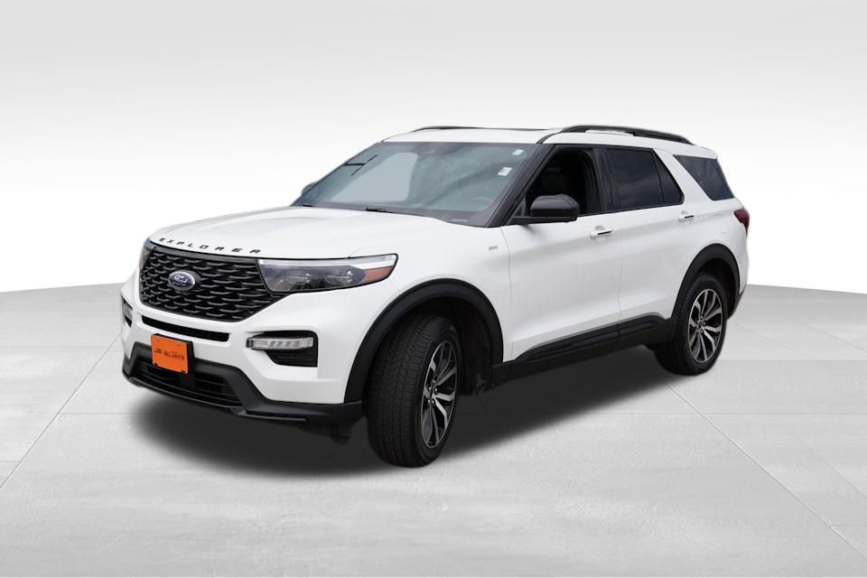 2023 Ford Explorer ST-Line photo 11