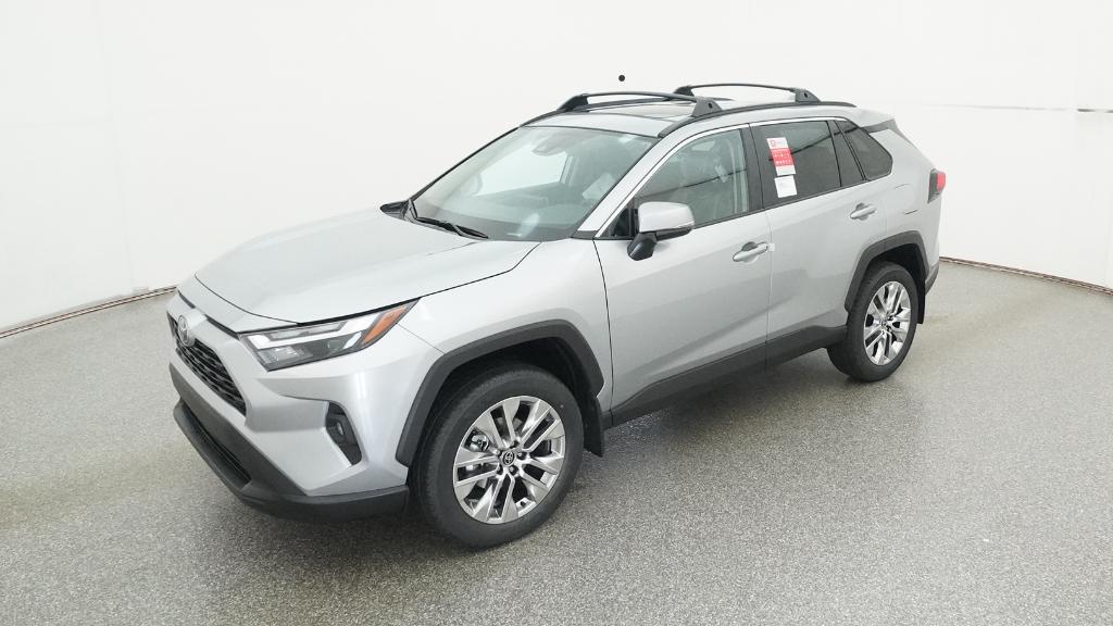 2025 Toyota RAV4 XLE Premium's photo