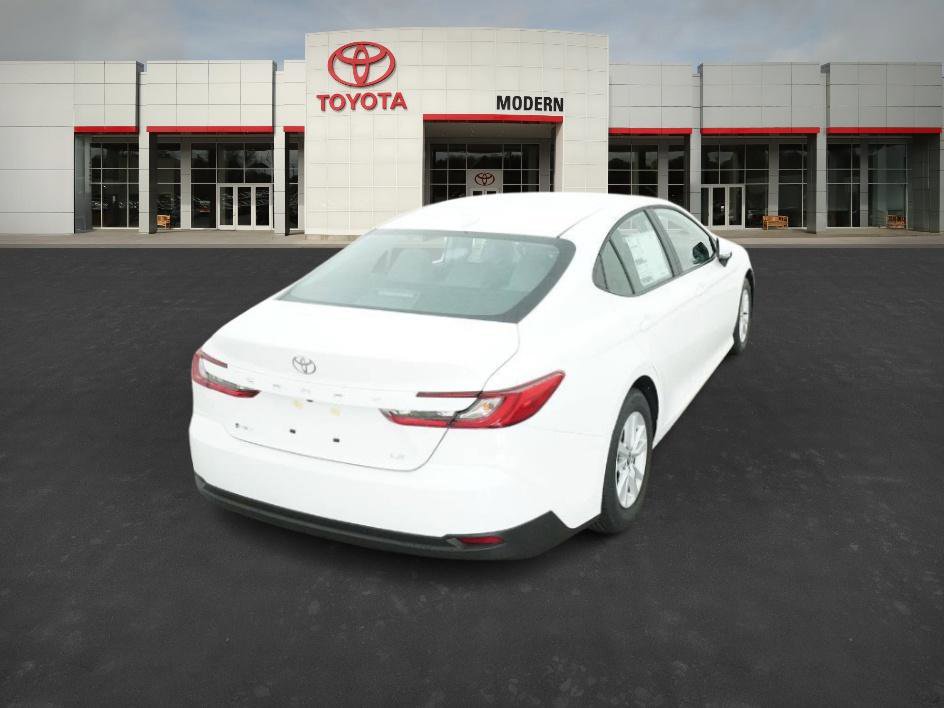 2025 Toyota Camry LE photo 19