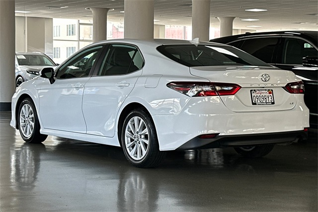 2024 Toyota Camry LE photo 7
