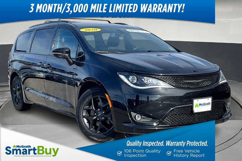 2020 Chrysler Pacifica Limited's photo