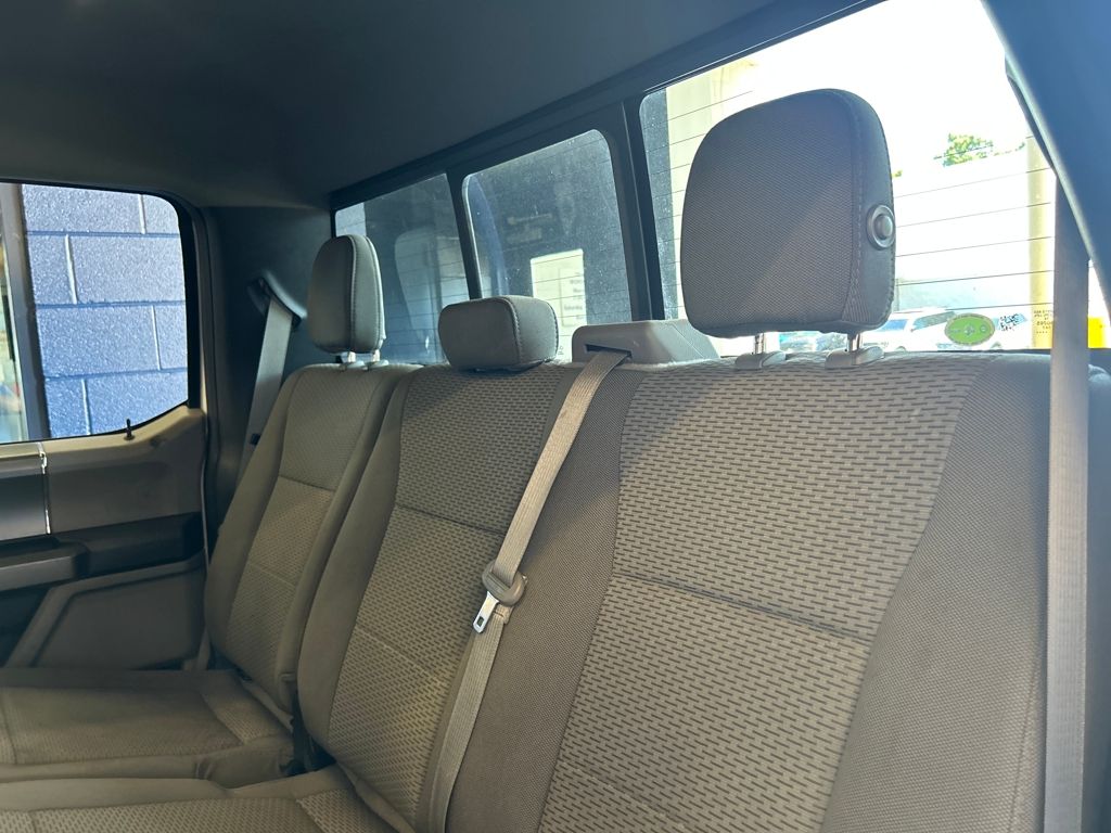 2019 Ford F-150 XLT photo 8