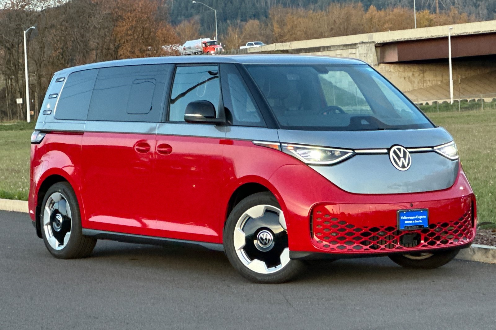 2025 Volkswagen ID. Buzz PRO S PLus's photo