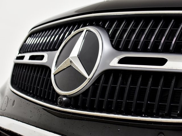 2026 Mercedes Benz GLC 300 photo 4