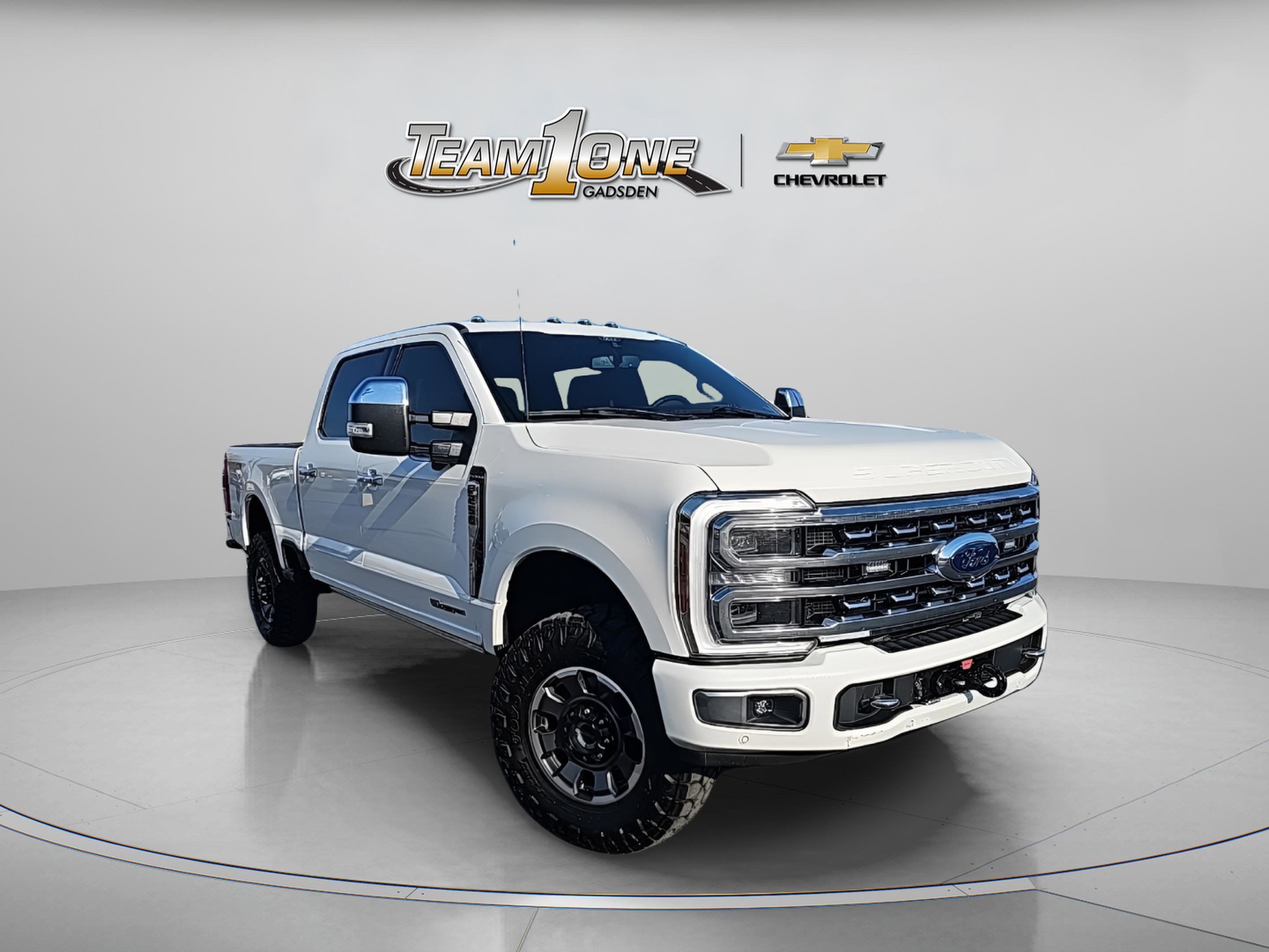 2024 Ford F-250 Super Duty Platinum's photo