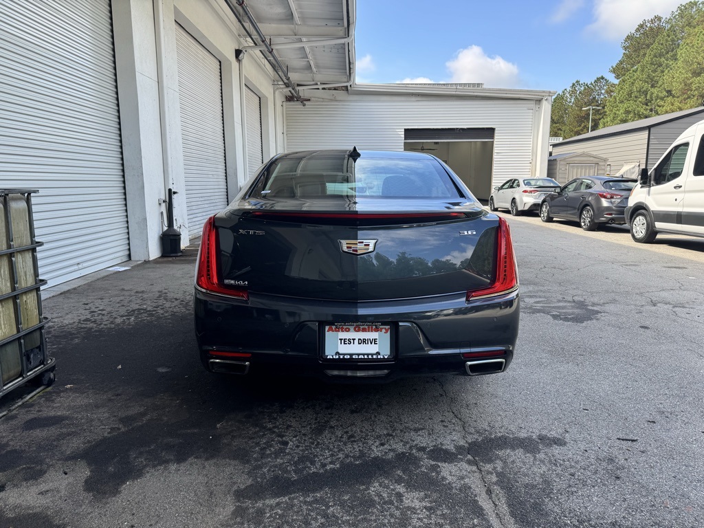 2019 Cadillac XTS Luxury photo 3