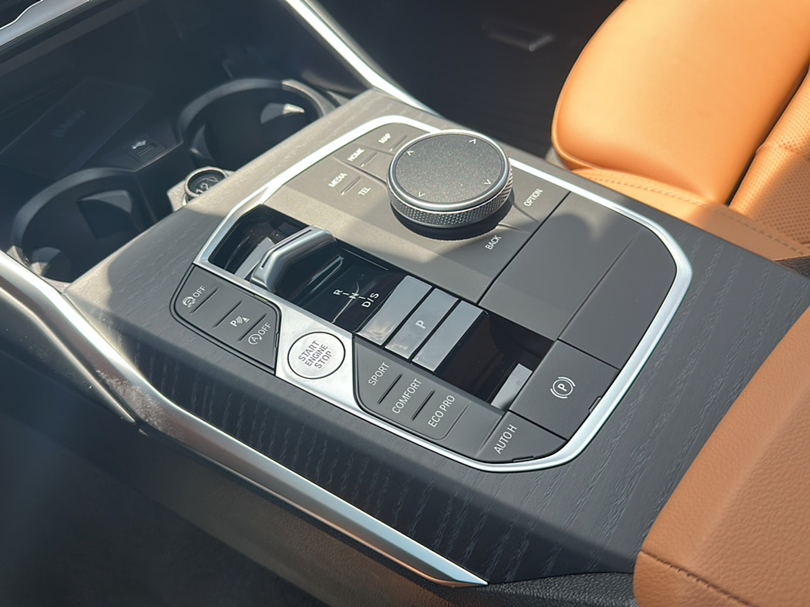 2025 Bmw 330i photo 13