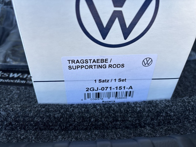 2025 Volkswagen Taos SE photo 7