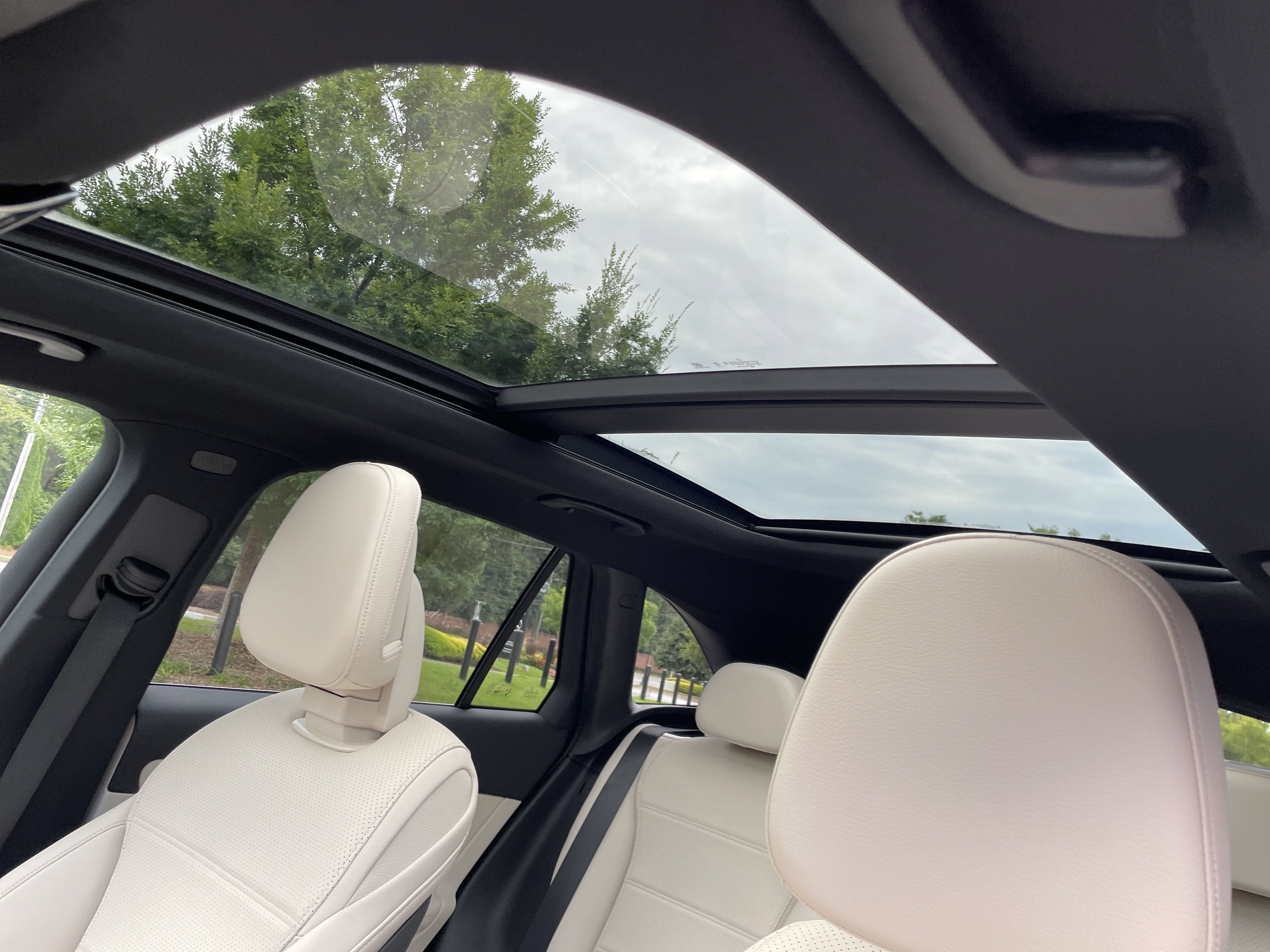 2026 Mercedes Benz GLC 300 photo 11