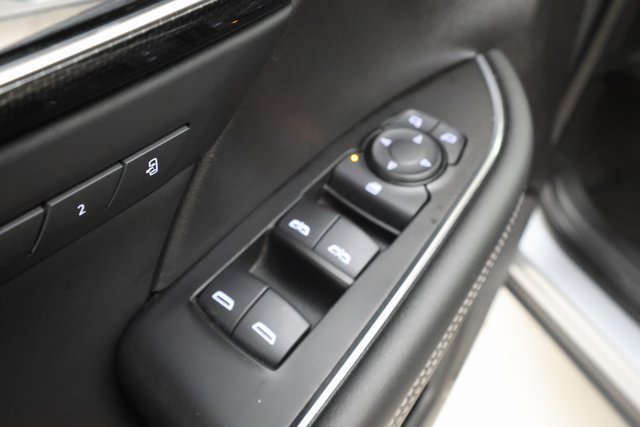 2023 Buick Envision Essence photo 8