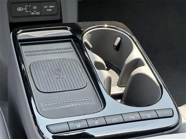 2025 Hyundai Ioniq 5 SEL photo 8