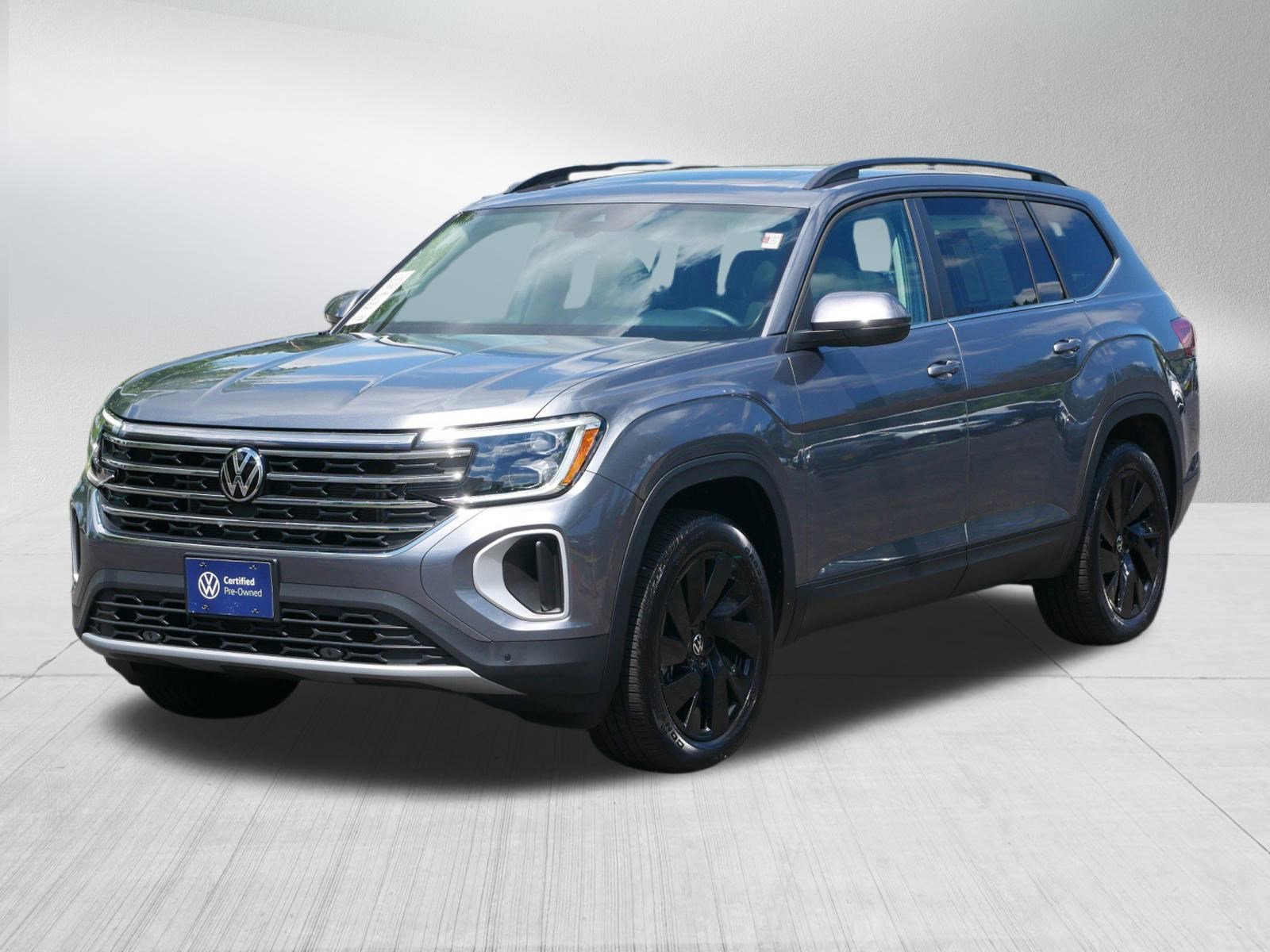 2025 Volkswagen Atlas SE Technology photo 2
