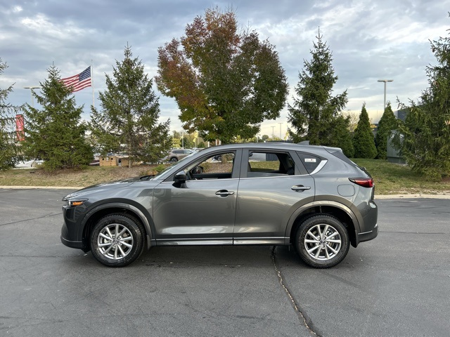 2025 Mazda CX-5 2.5 Select photo 2