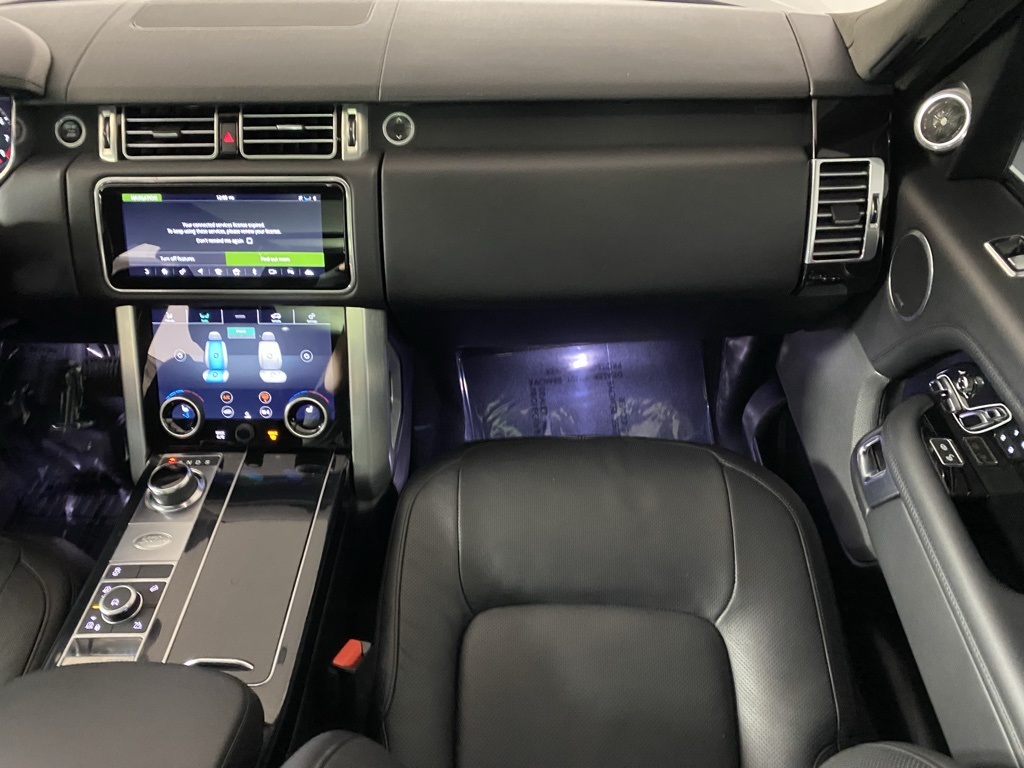 2020 Land Rover Range Rover HSE photo 25