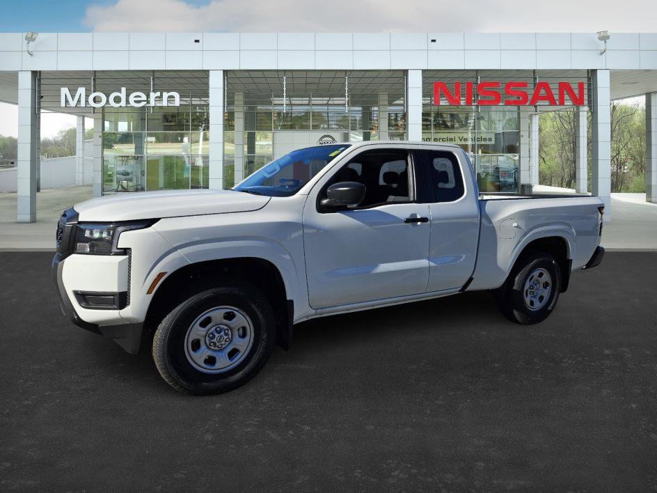 2026 Nissan Frontier S's photo