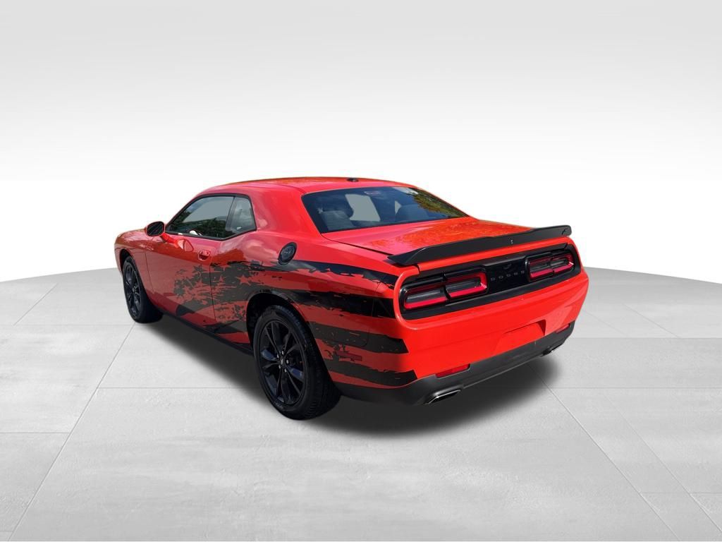 2023 Dodge Challenger SXT photo 3