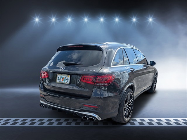 2022 Mercedes Benz GLC 43 AMG 4MATIC photo 3