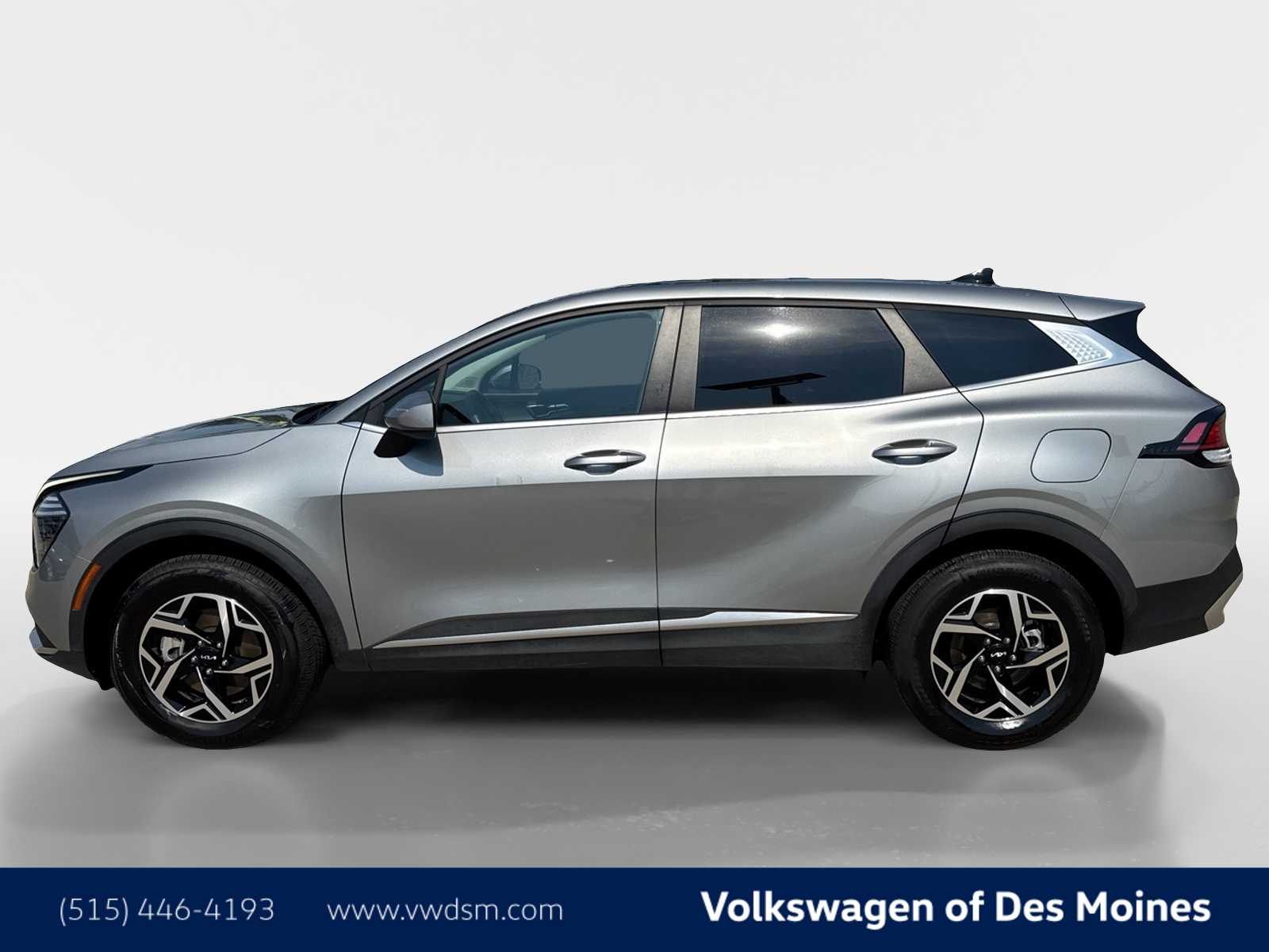2024 Kia Sportage LX photo 3
