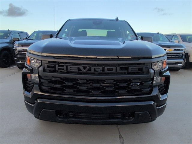 2026 Chevrolet Silverado 1500 photo 3