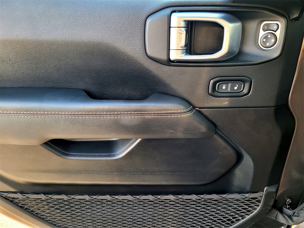 2022 Jeep Wrangler Unlimited Rubicon 392 photo 22