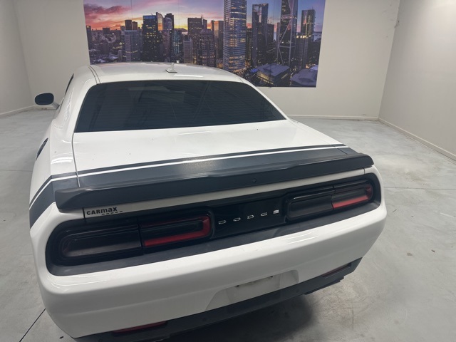 2016 Dodge Challenger R/T Scat Pack photo 6