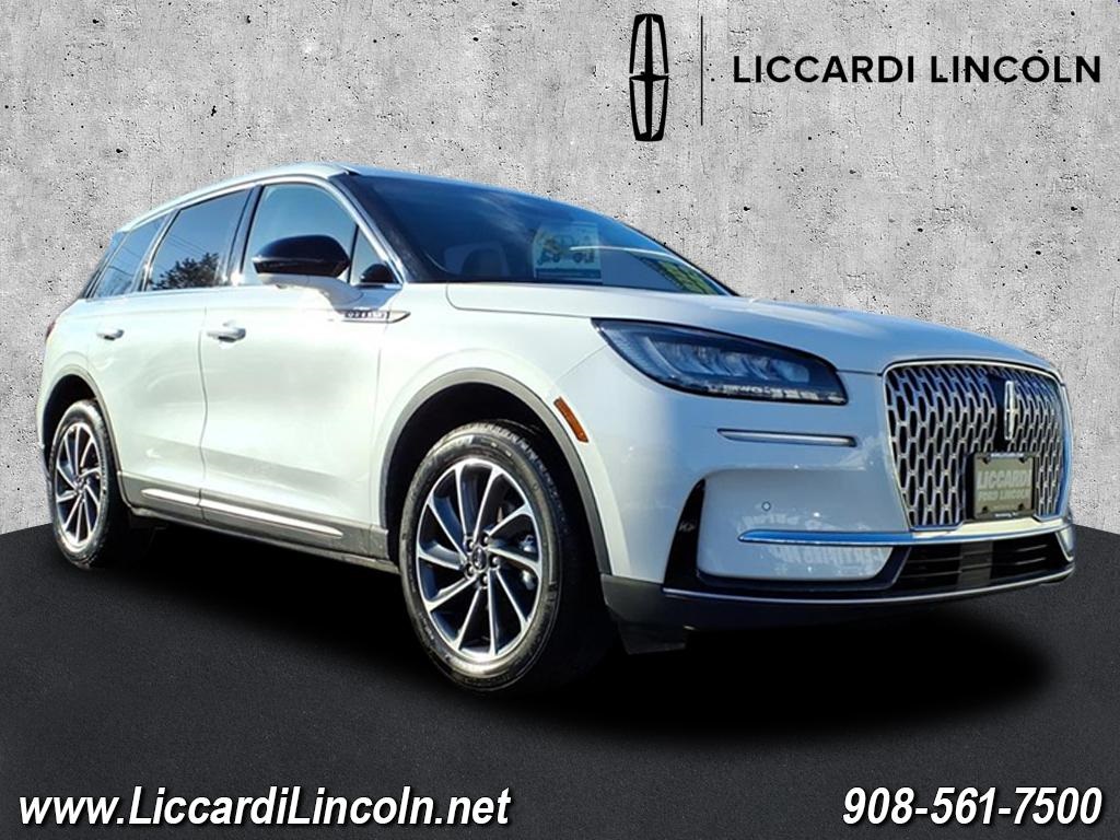 2023 Lincoln Corsair Base
