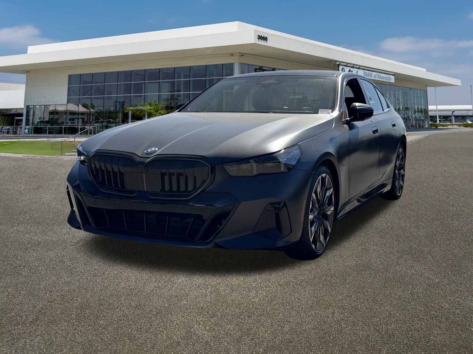 2026 Bmw 550e xDrive photo 3