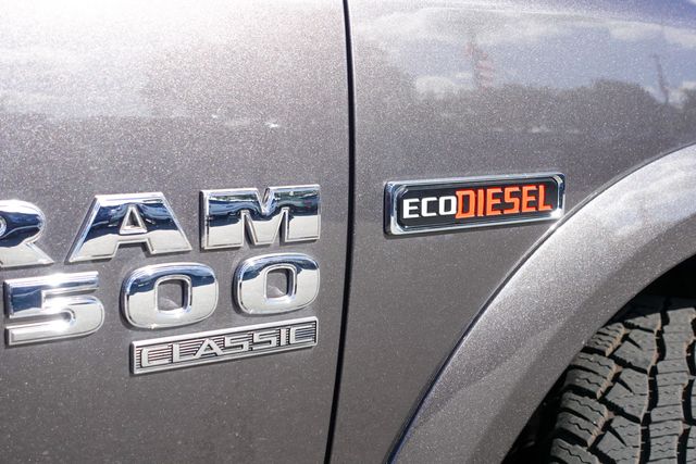 2019 Ram 1500 Classic Laramie photo 4