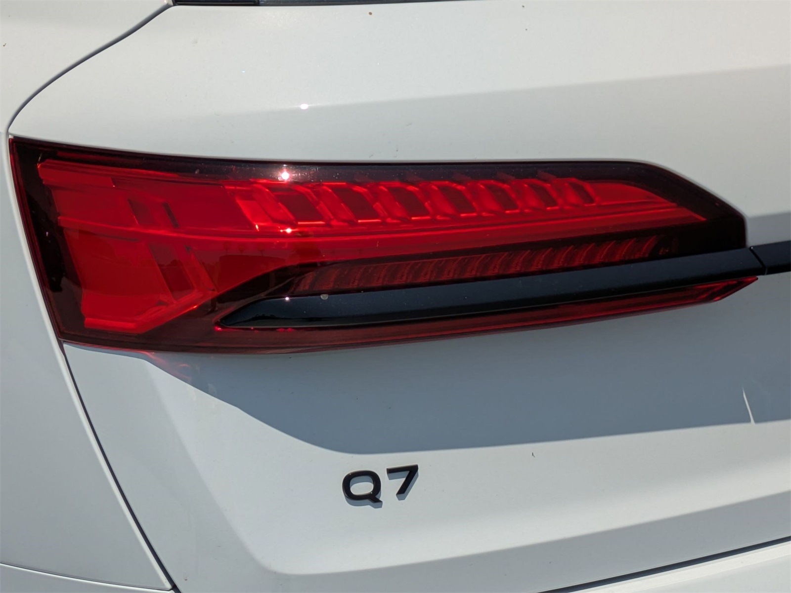 2025 Audi Q7 55 Premium Plus photo 14