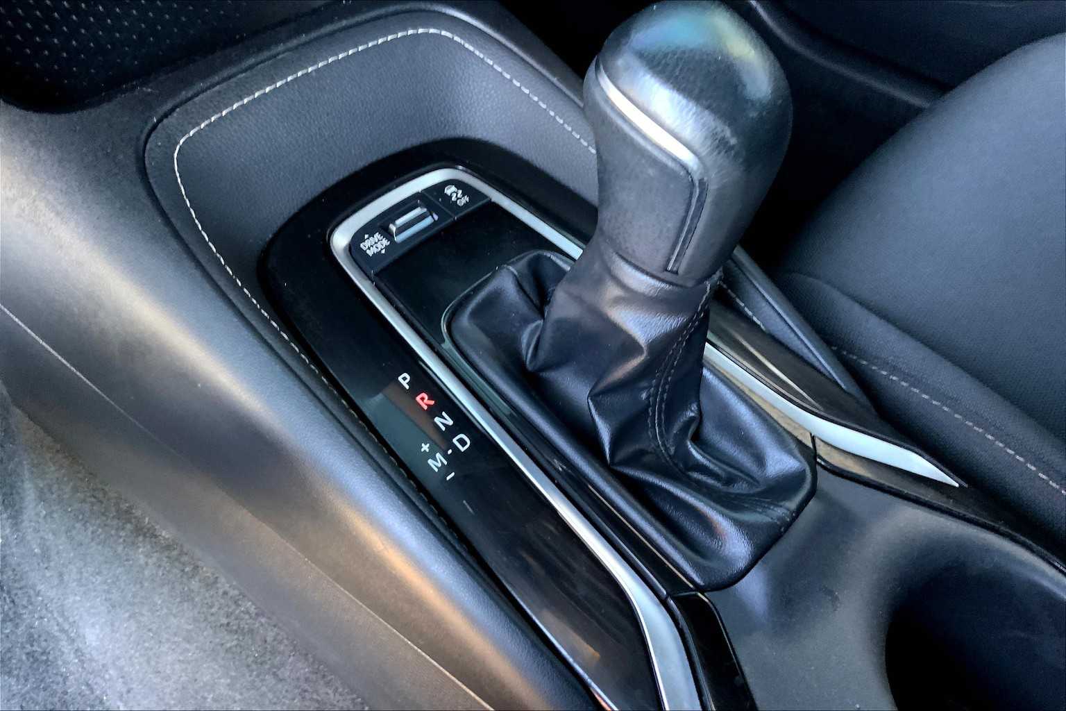 2023 Toyota Corolla SE photo 32