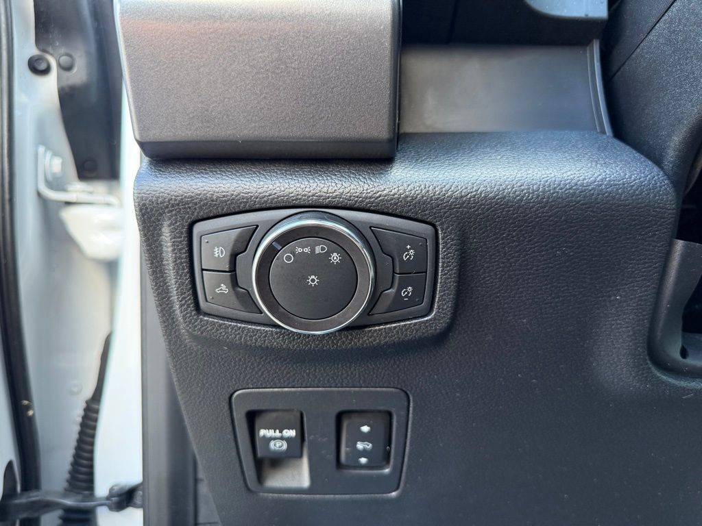 2018 Ford F-150 XLT photo 7